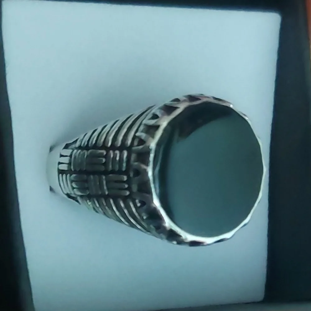 Silver and Black Statement Ring - Picture 8 of 8